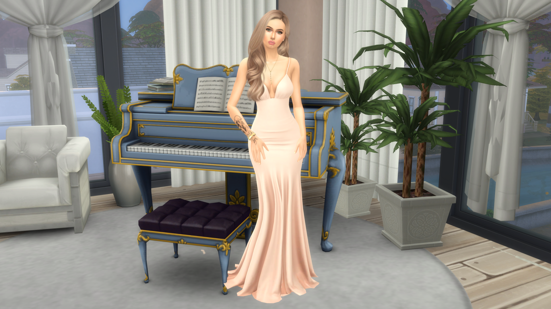 EmmaFormal2.thumb.png.cd5009e01555608e198106a09ab221d3.png