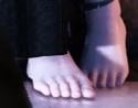 ineedthefeet.JPG.59306ffabe2c2a7b6baad29c19e1293d.JPG