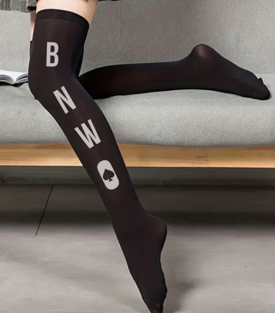 Socks1.png.26722f9bb177a02b229d76373e7608cf.png