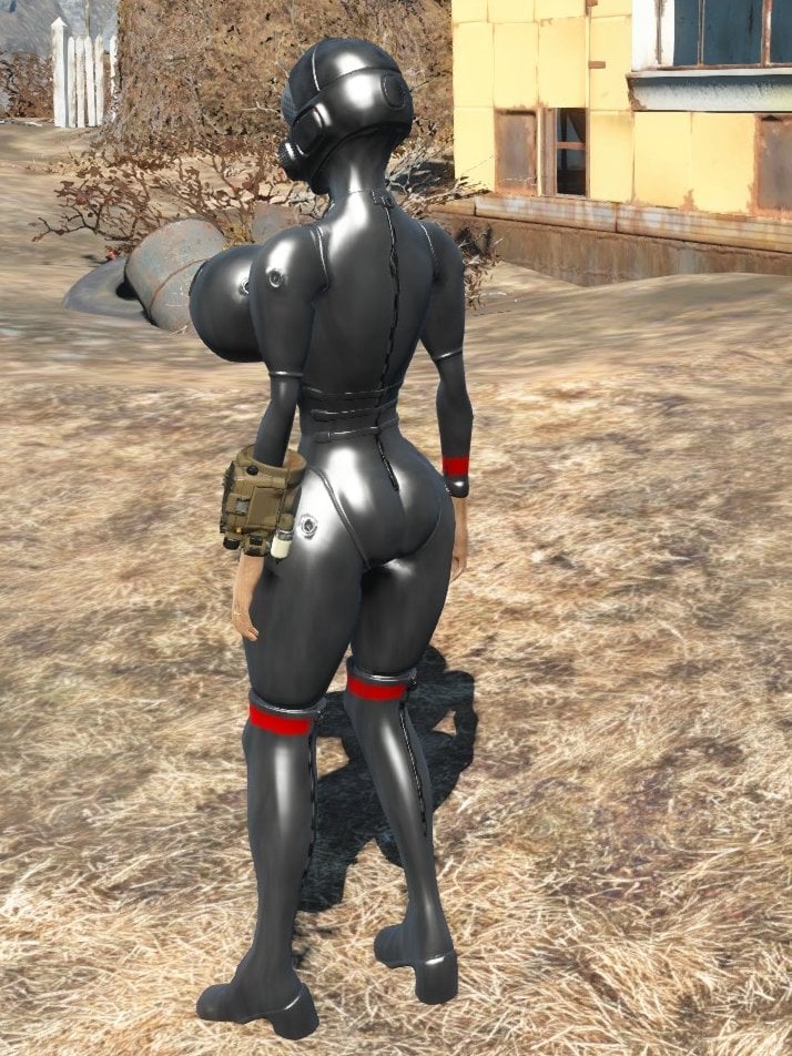 Sovsuit02Remaster2.jpg.38bb5a6bea1bc8fbdcca0e4387028db3.jpg